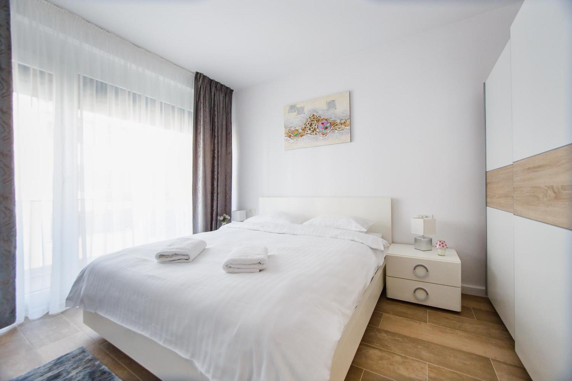 Lovely Home At West Residence Oradea Ngoại thất bức ảnh