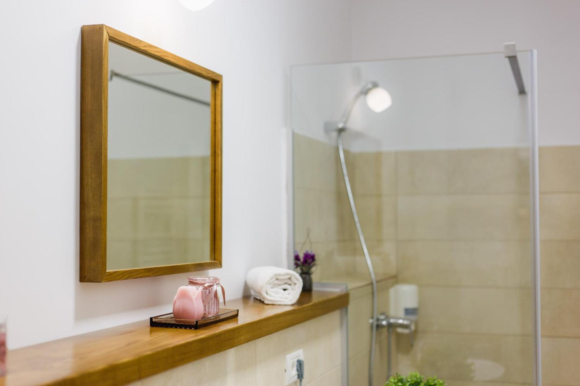 Lovely Home At West Residence Oradea Ngoại thất bức ảnh