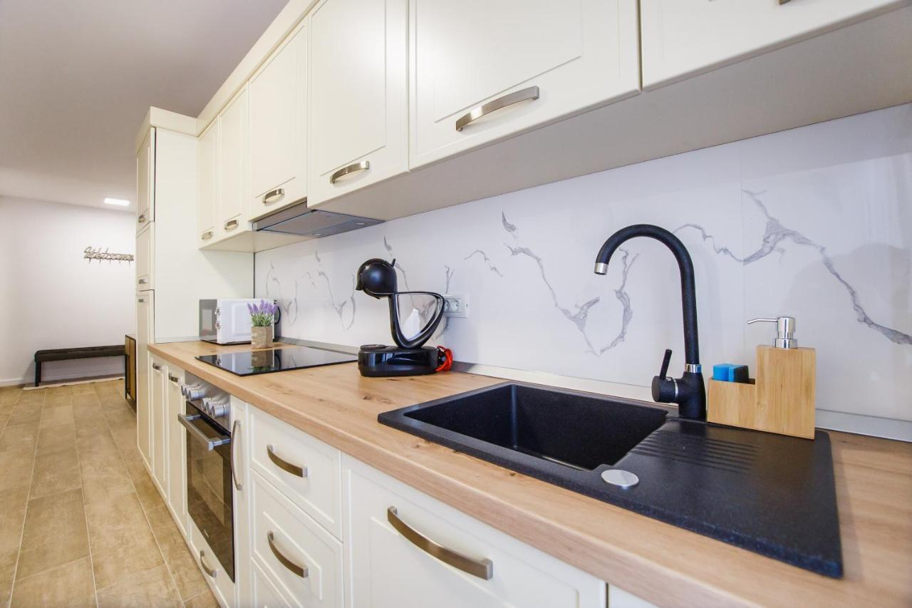Lovely Home At West Residence Oradea Ngoại thất bức ảnh