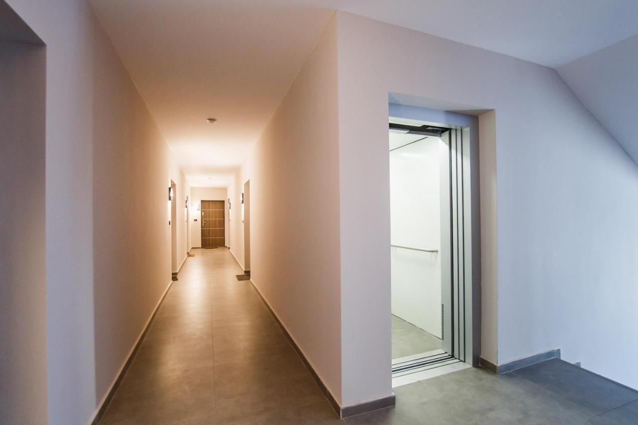 Lovely Home At West Residence Oradea Ngoại thất bức ảnh